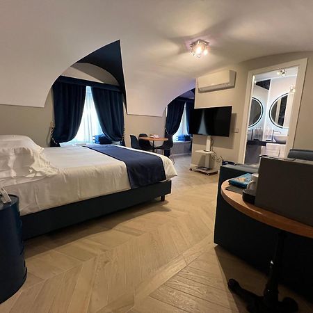 Rome Luxury Blue Suites- Love Buitenkant foto