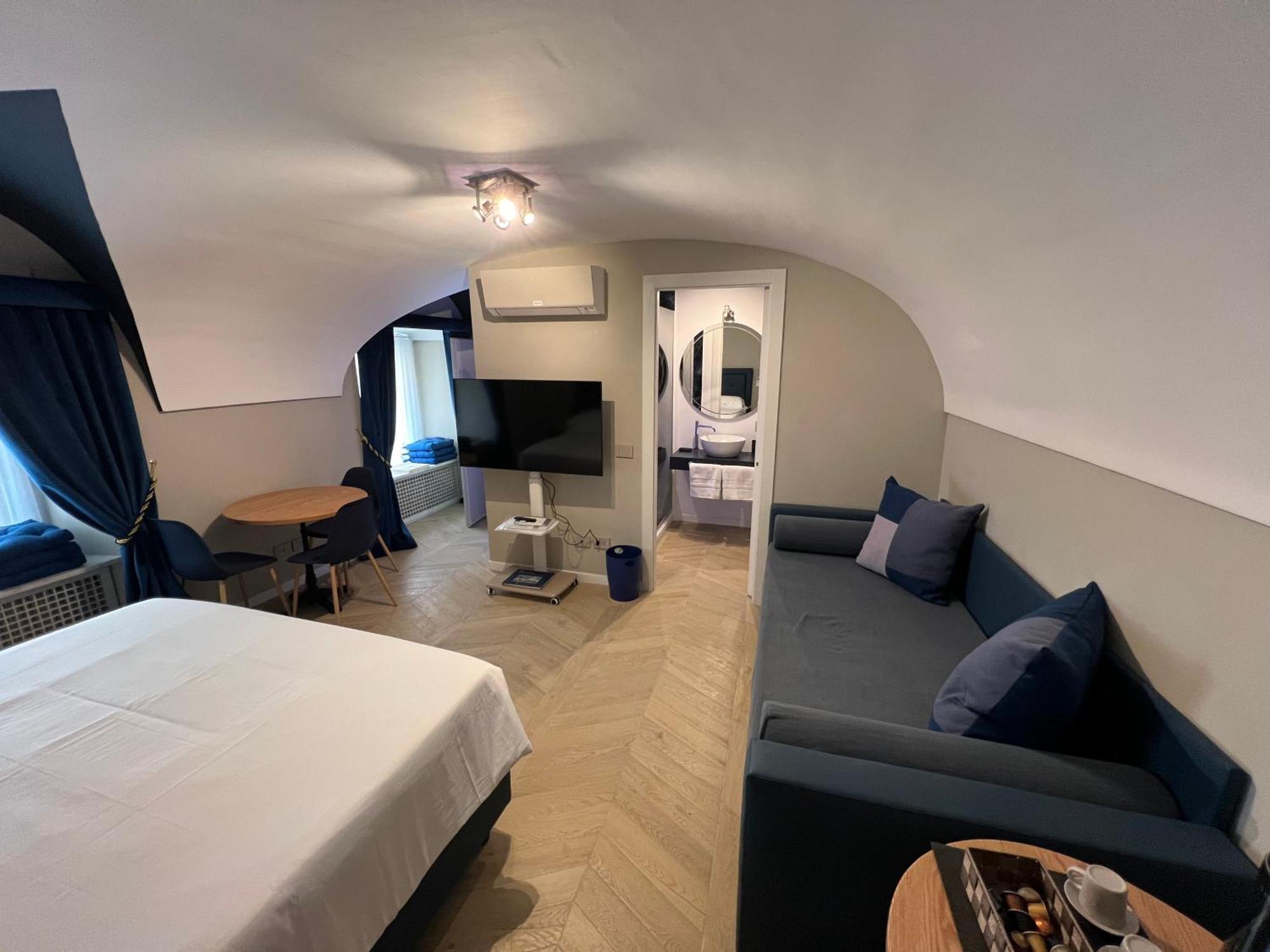 Rome Luxury Blue Suites- Love Buitenkant foto
